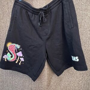 VANS Shorts snake and mushroom graphic shorts Mushrooms Men’s Size XL